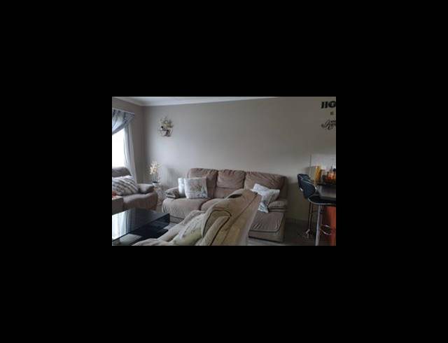 2 BEDROOM TOWNHOUSE FOR SALE IN AMANDASIG